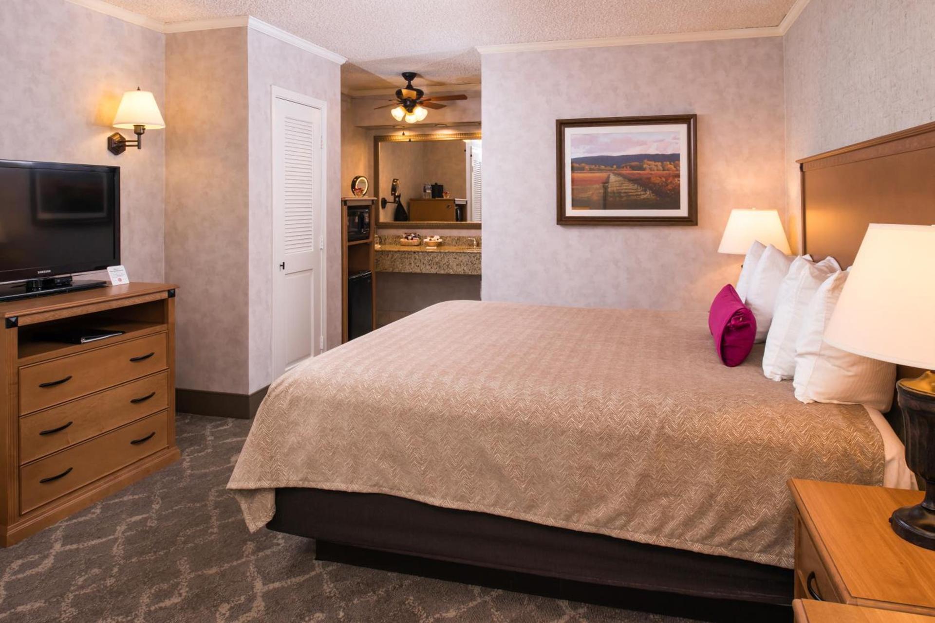 Best Western Plus Black Oak photo 89