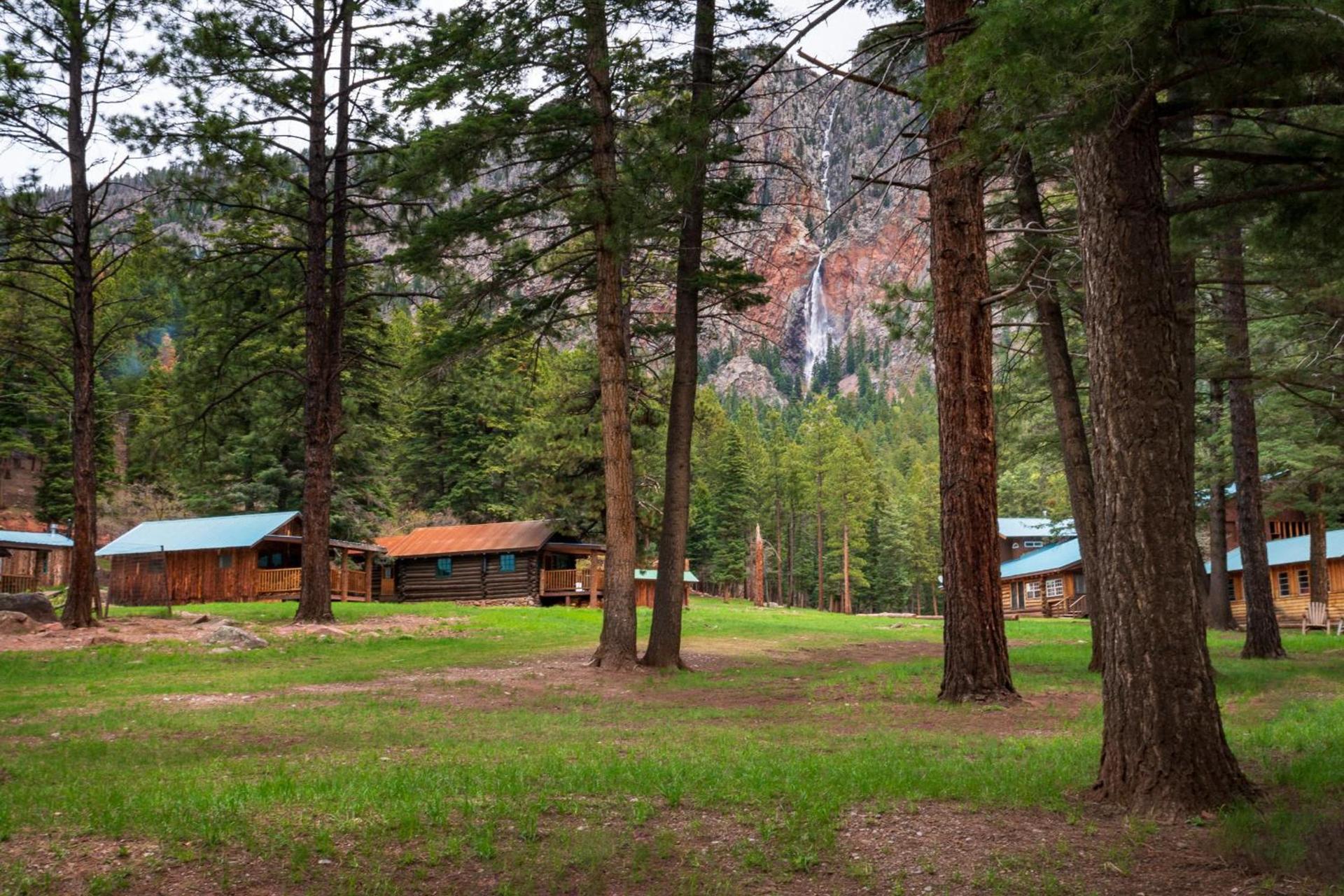 Corkins Lodge photo 91