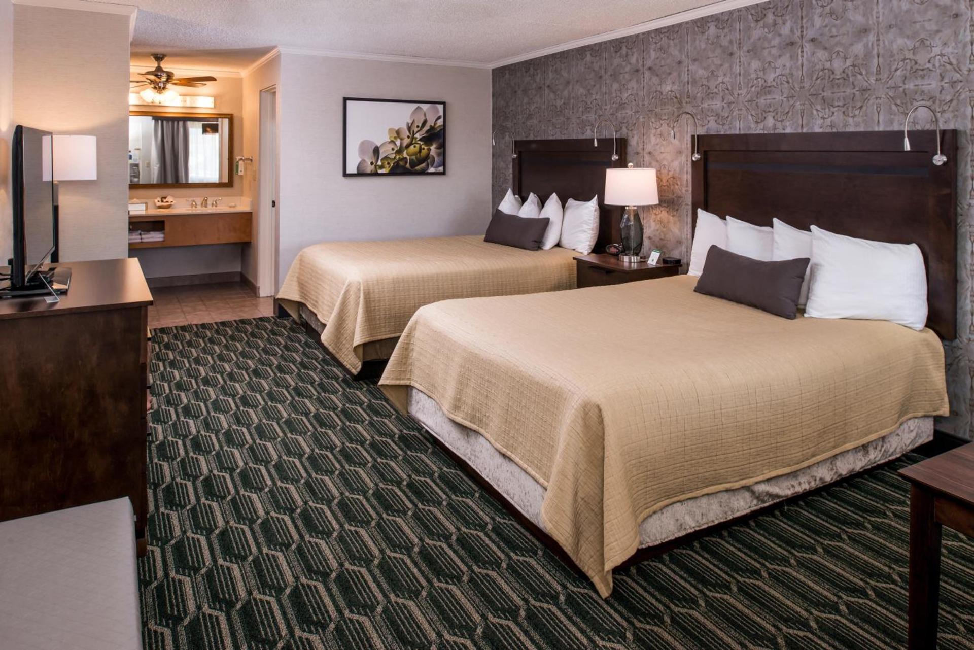 Best Western Plus Black Oak photo 81