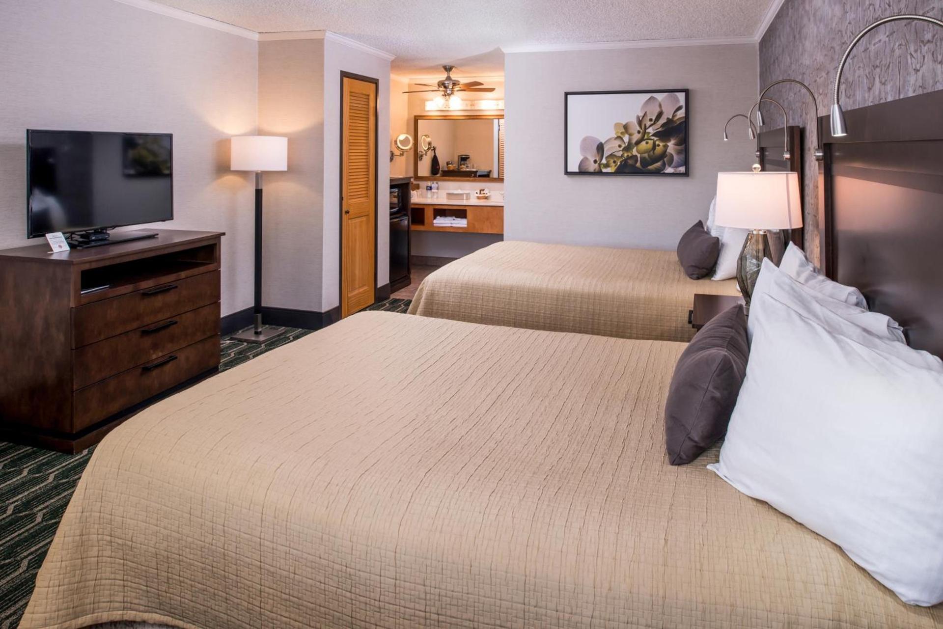 Best Western Plus Black Oak photo 82