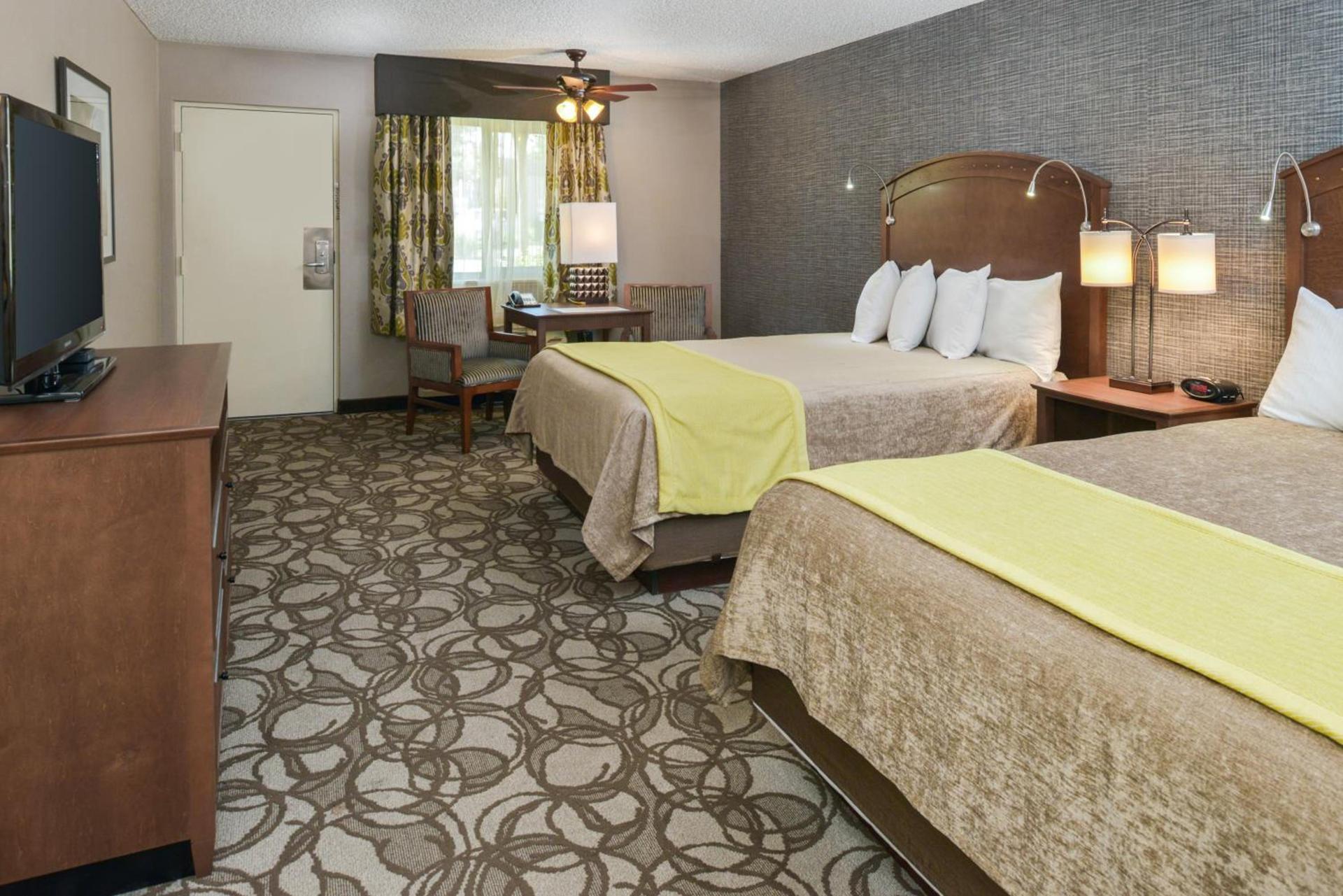 Best Western Plus Black Oak photo 75