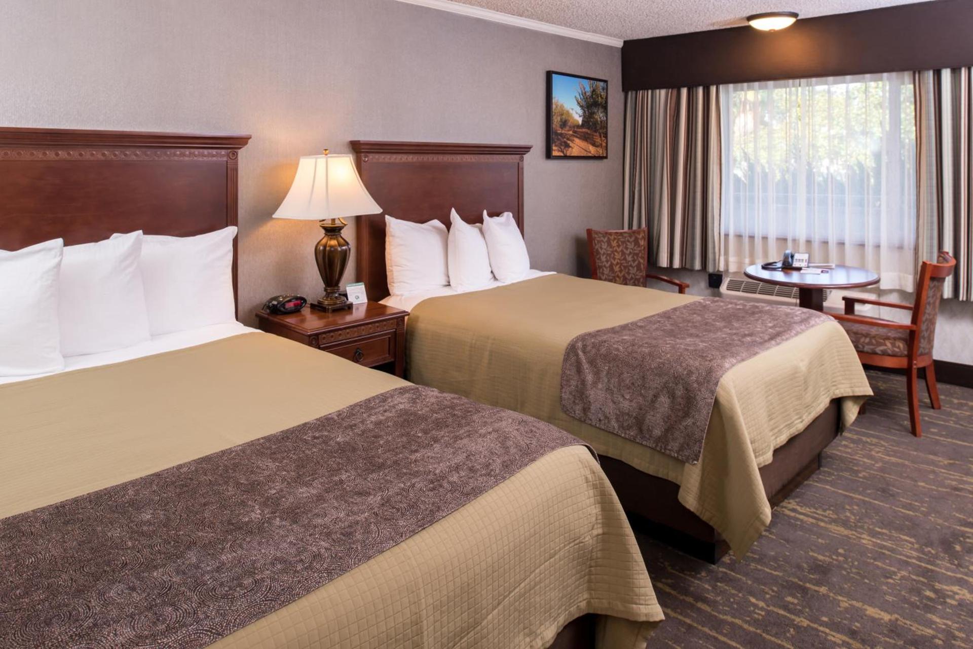 Best Western Plus Black Oak photo 64