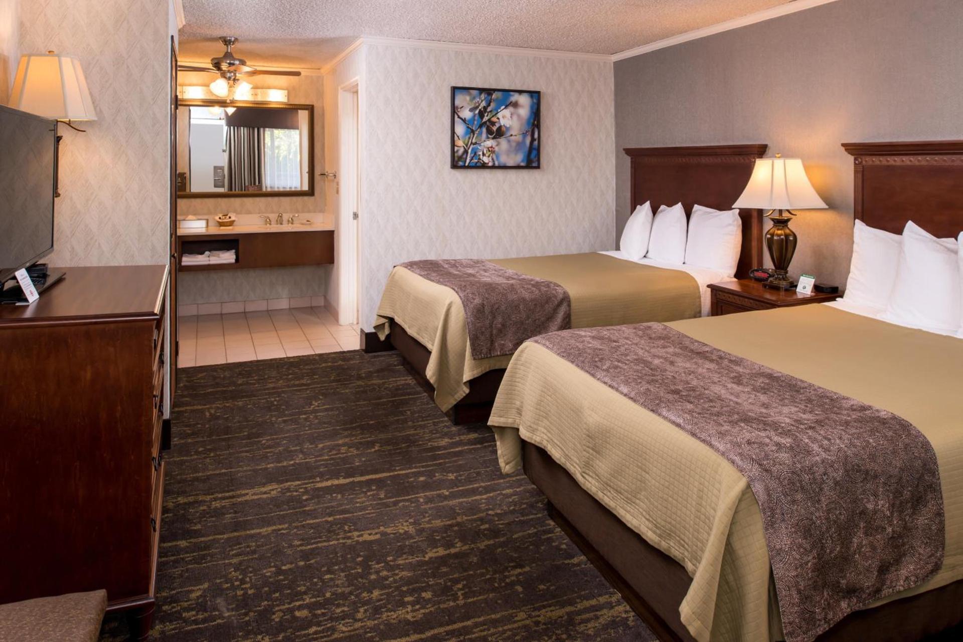 Best Western Plus Black Oak photo 65