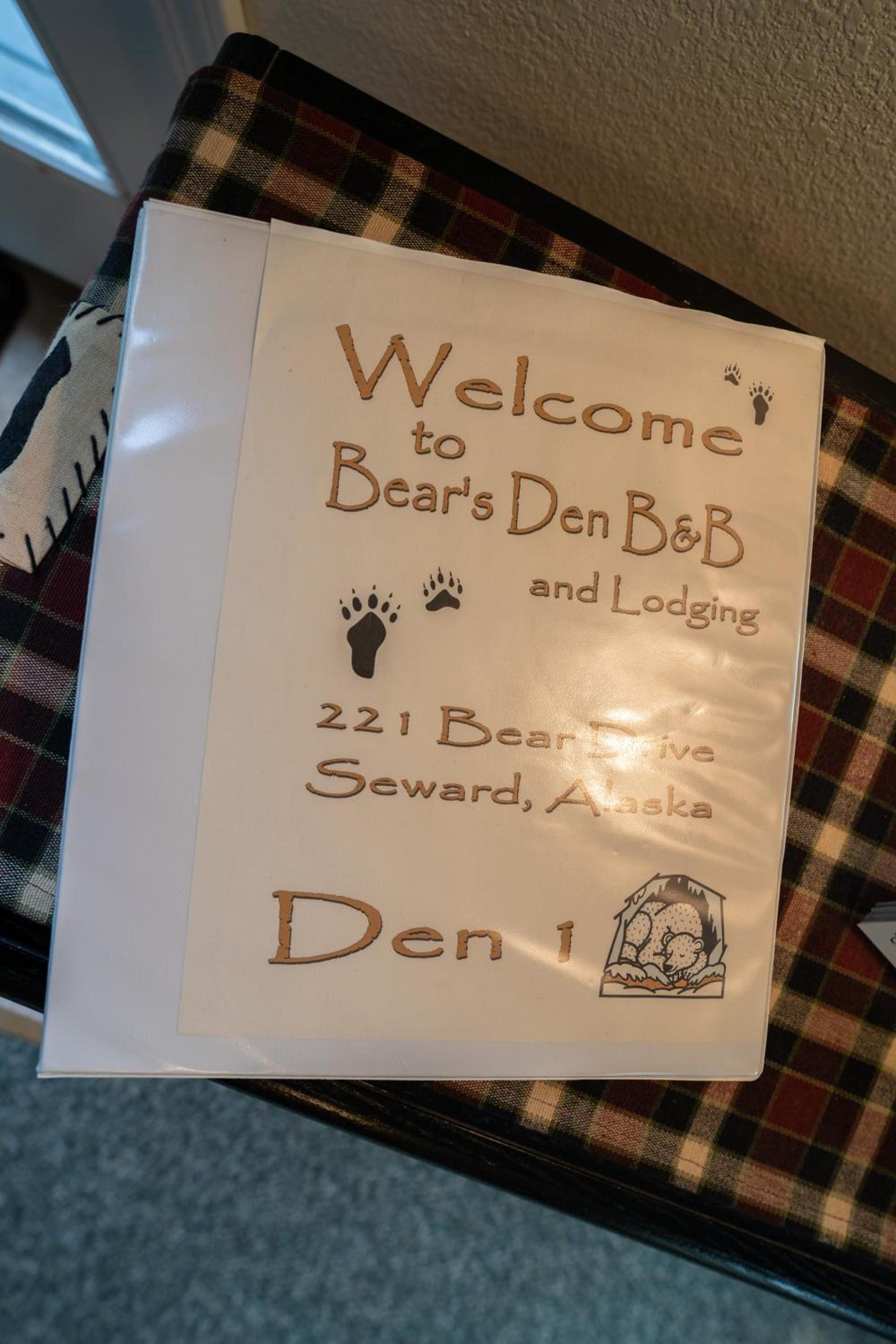Bears Den Alaska Lodging photo 17