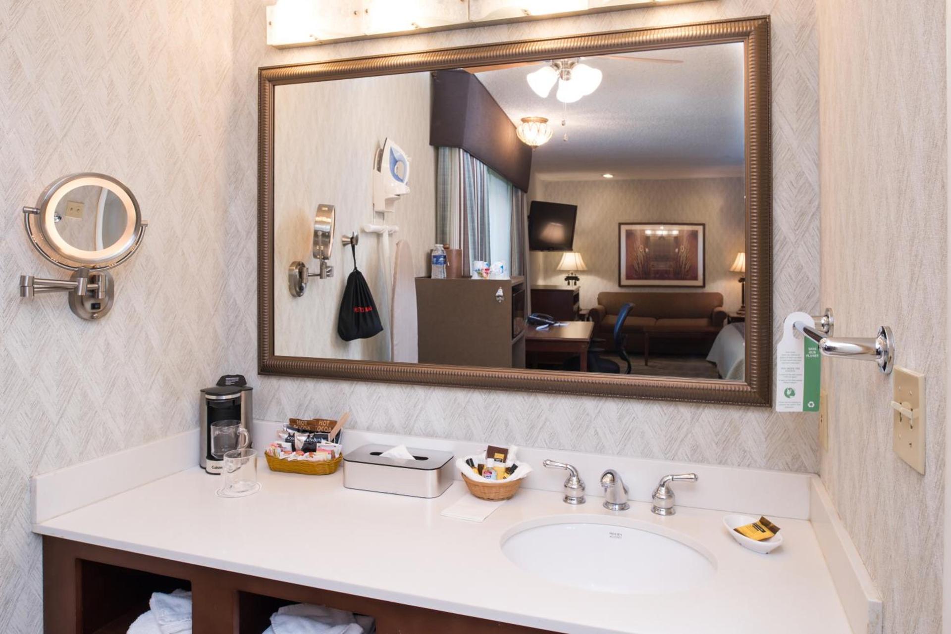 Best Western Plus Black Oak photo 43