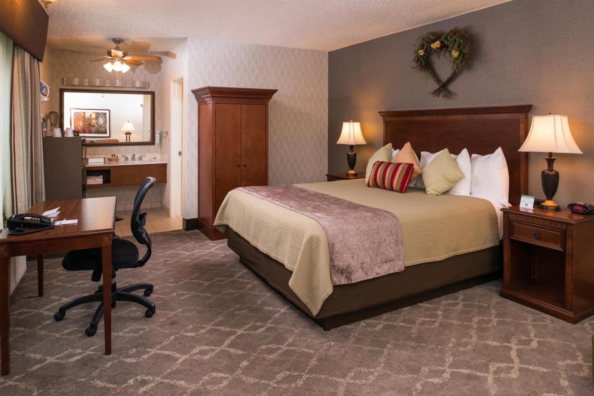 Best Western Plus Black Oak photo 45
