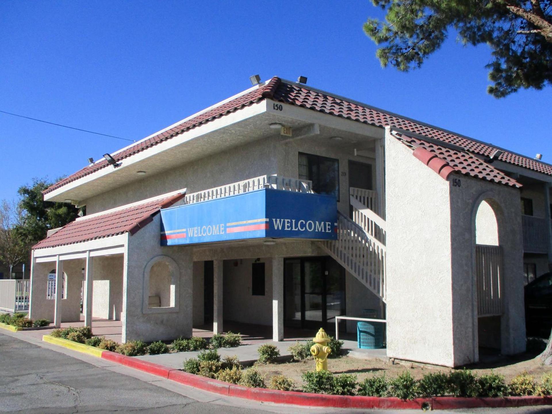 Studio 6-Barstow, CA photo 2