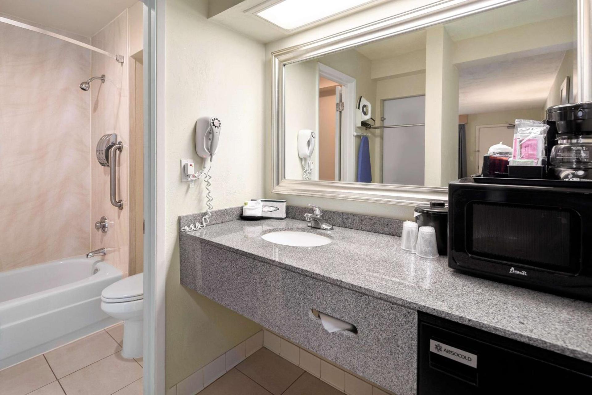 Hotel Nexus; BW Signature Collection photo 17