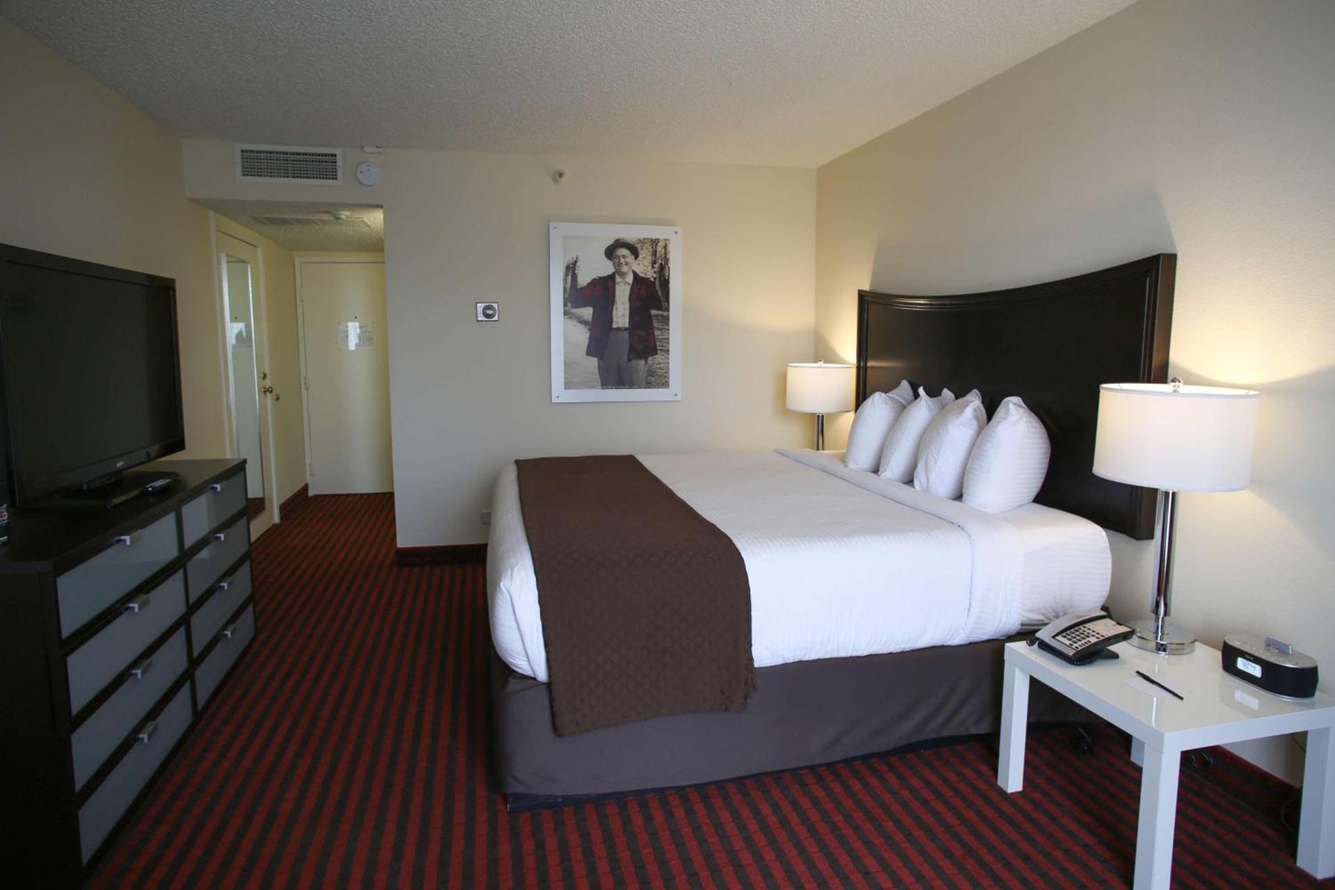 Red Lion Inn & Suites Olympia, Governor Hotel photo 16
