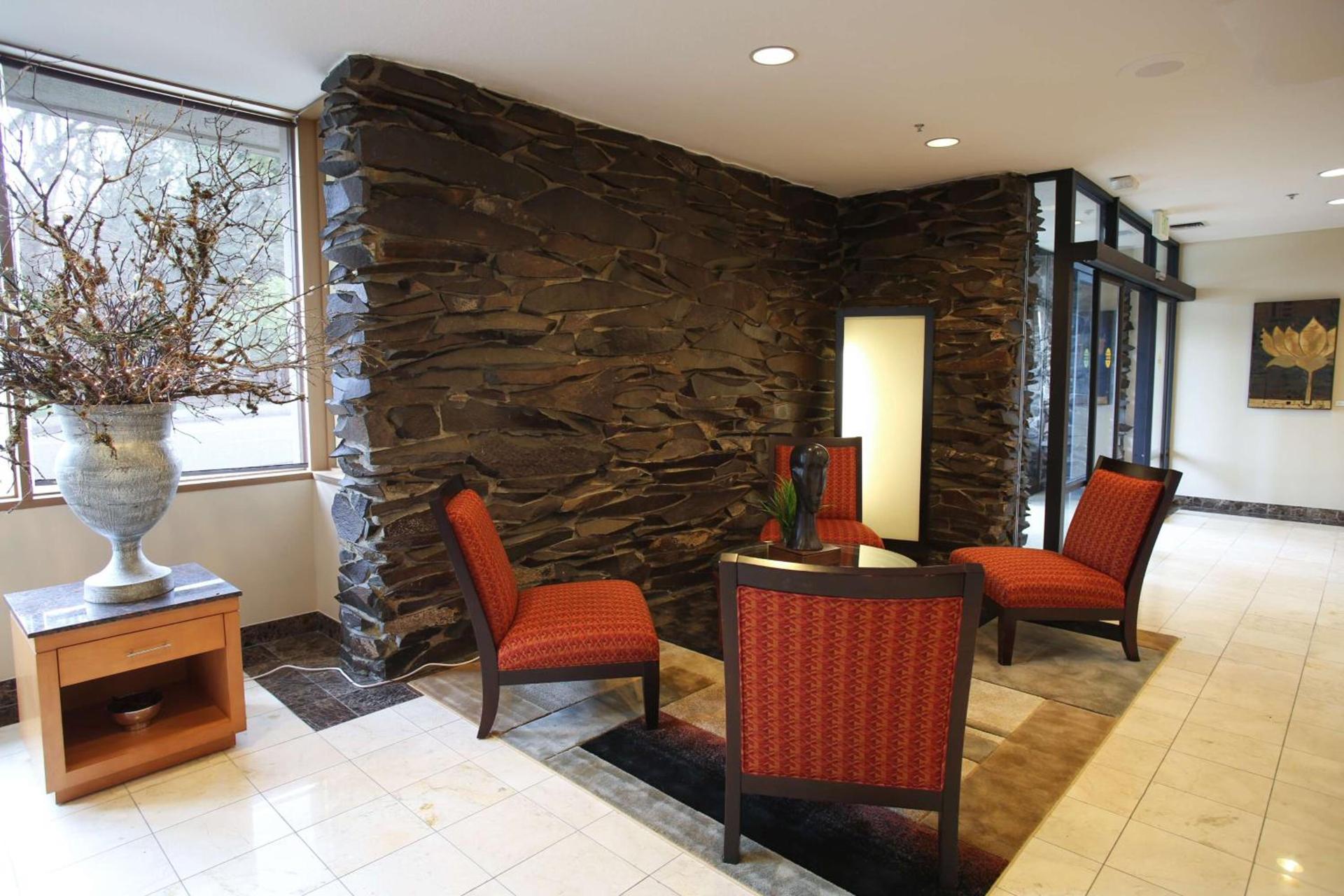 Red Lion Inn & Suites Olympia, Governor Hotel photo 7