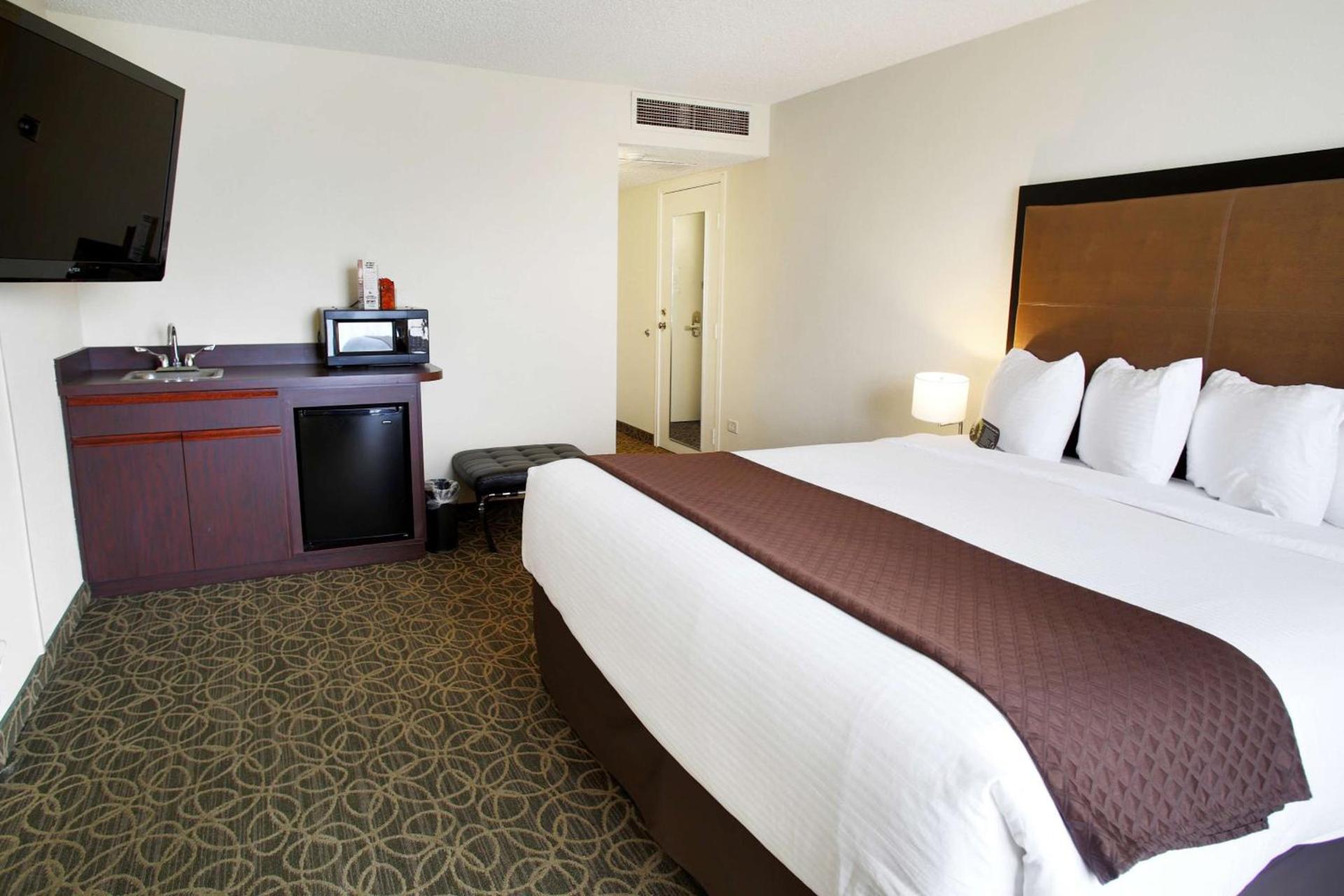 Red Lion Inn & Suites Olympia, Governor Hotel photo 12