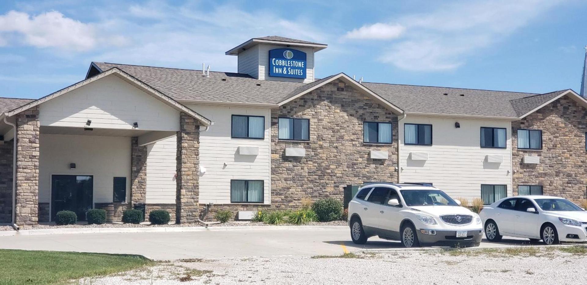 Cobblestone Inn & Suites - Manning photo 1