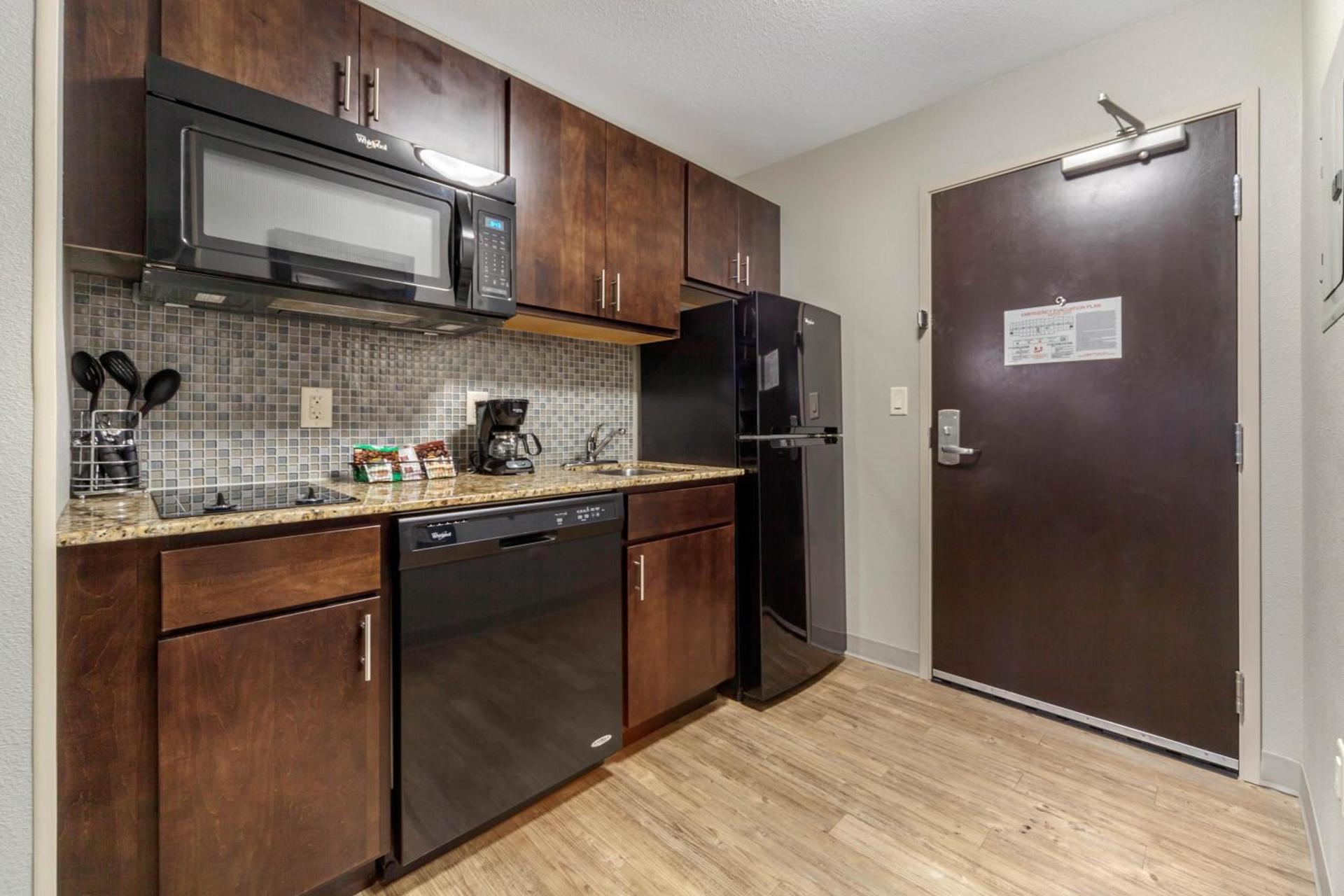 MainStay Suites Lincoln University Area photo 48