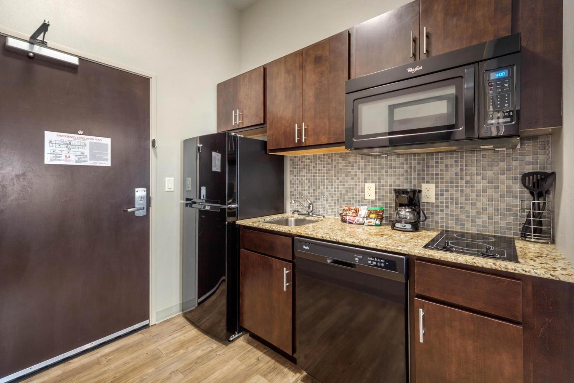 MainStay Suites Lincoln University Area photo 65