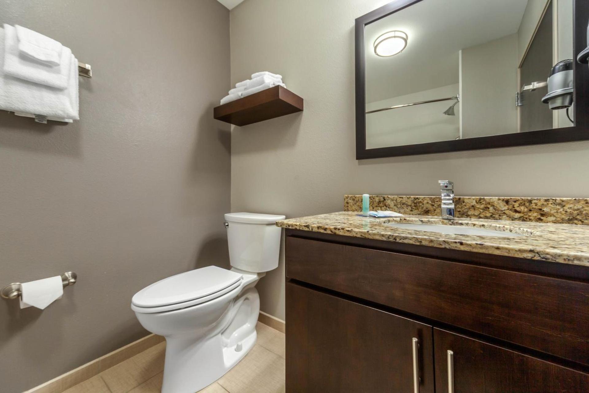 MainStay Suites Lincoln University Area photo 66