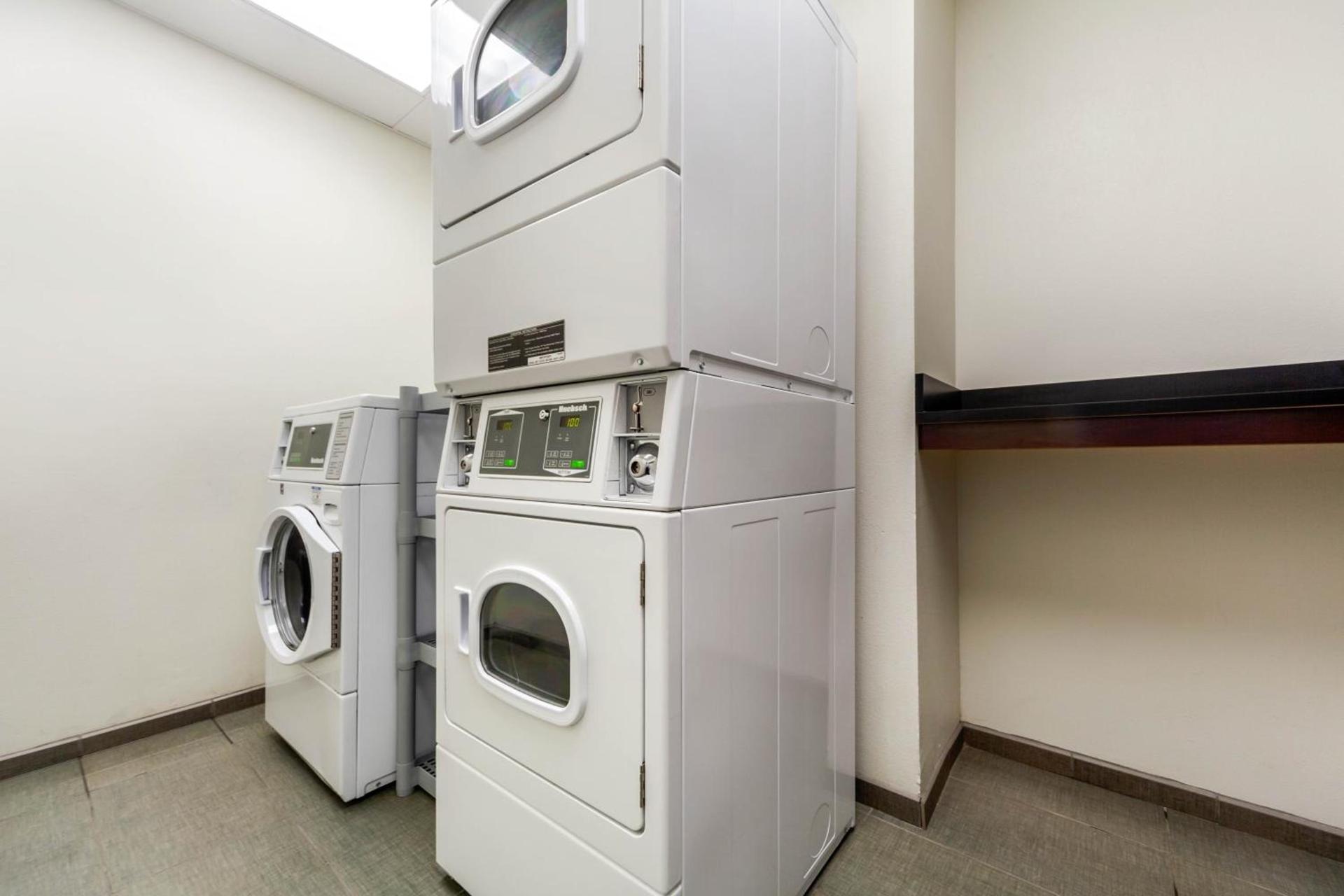 MainStay Suites Lincoln University Area photo 54