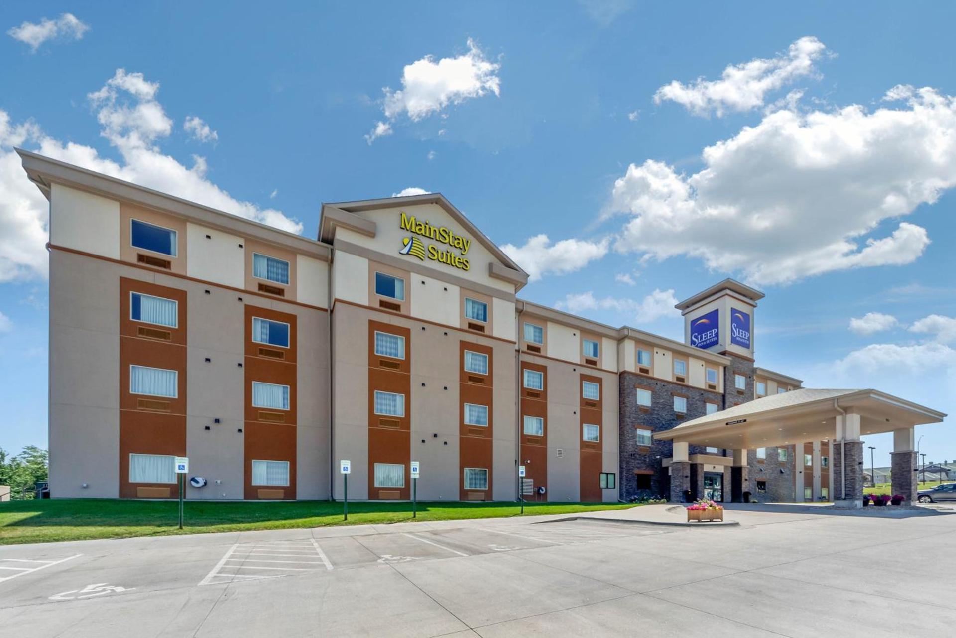 MainStay Suites Lincoln University Area photo 82