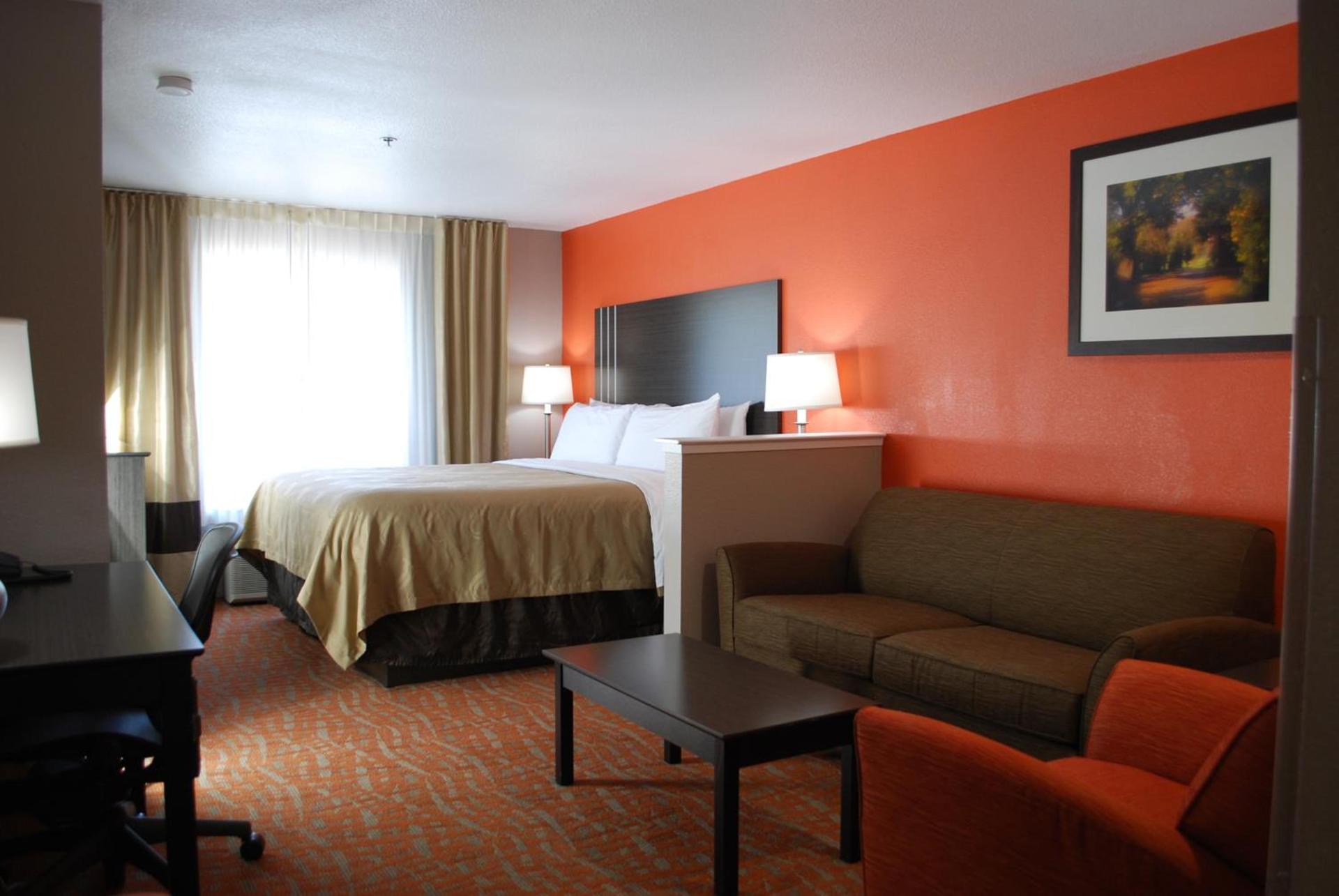 Quality Inn & Suites Fresno Northwest photo 13