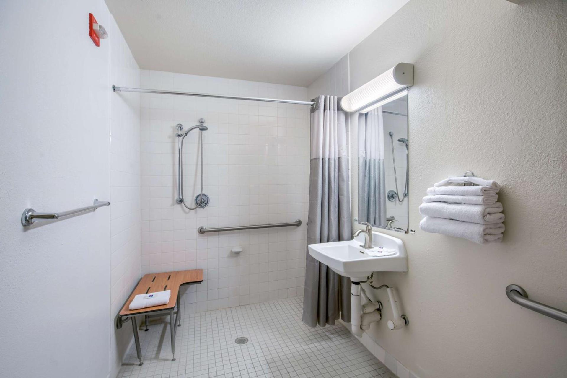 Motel 6 Williams, CA photo 23