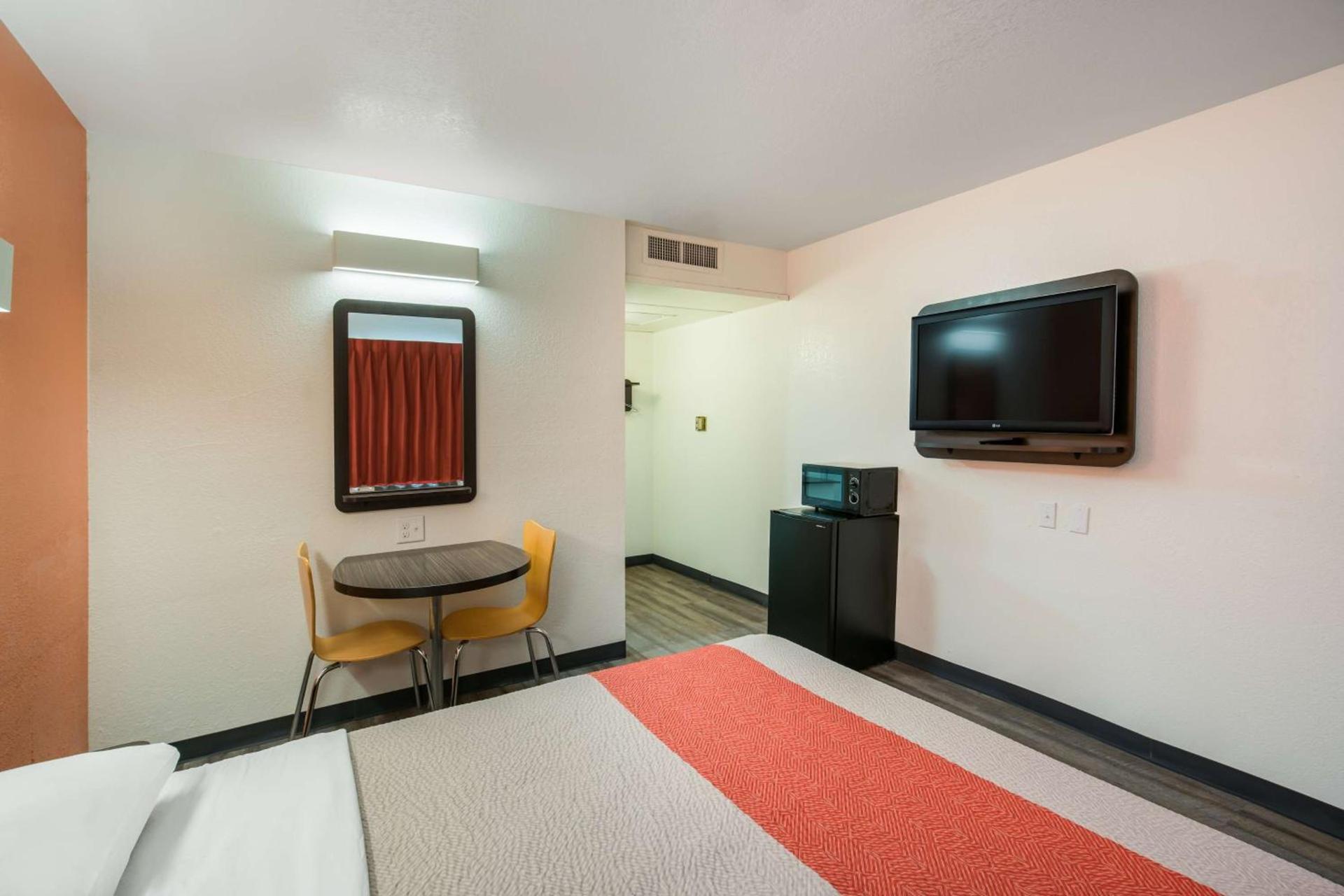 Motel 6 Williams, CA photo 14