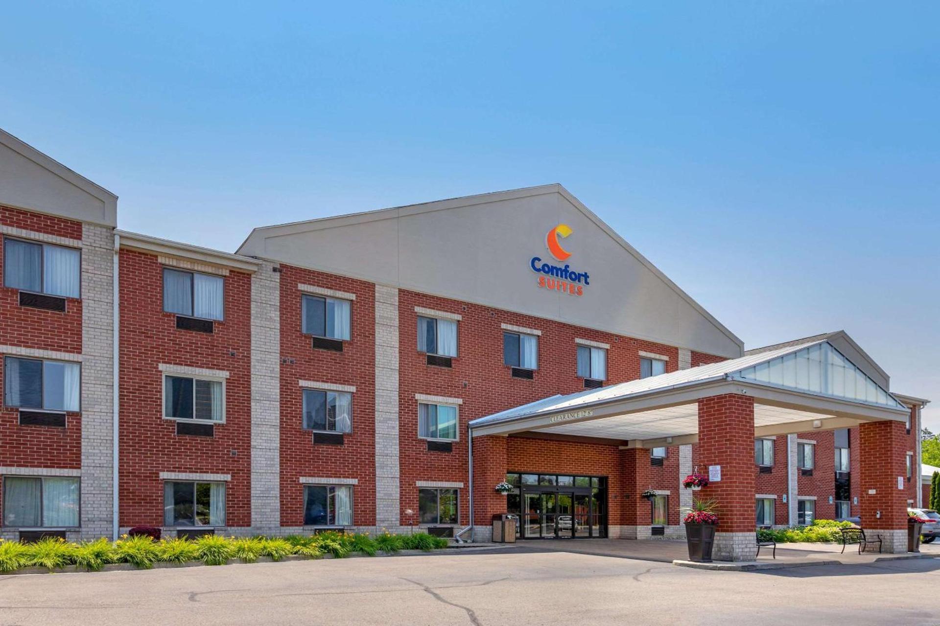 Comfort Suites Southfield-Detroit photo 44