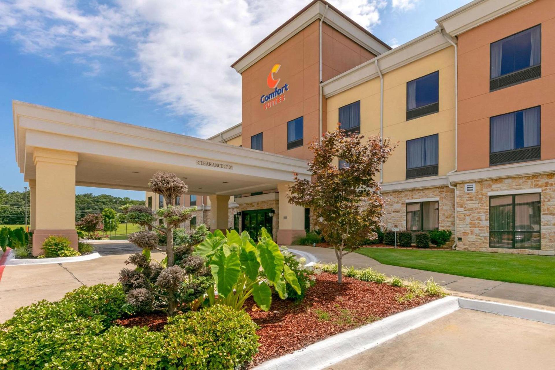 Comfort Suites Forrest City photo 48