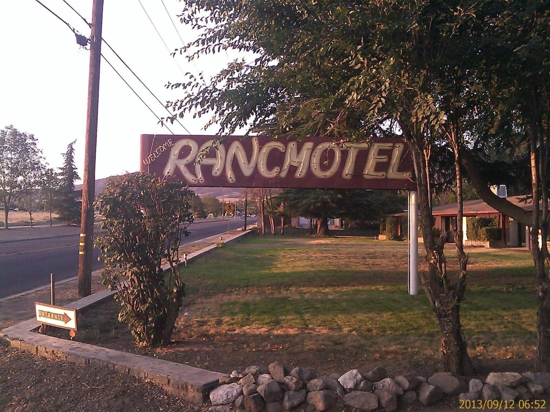 Ranch Motel photo 49