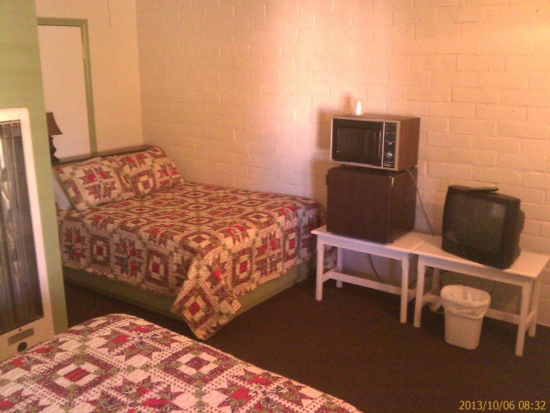 Ranch Motel photo 30