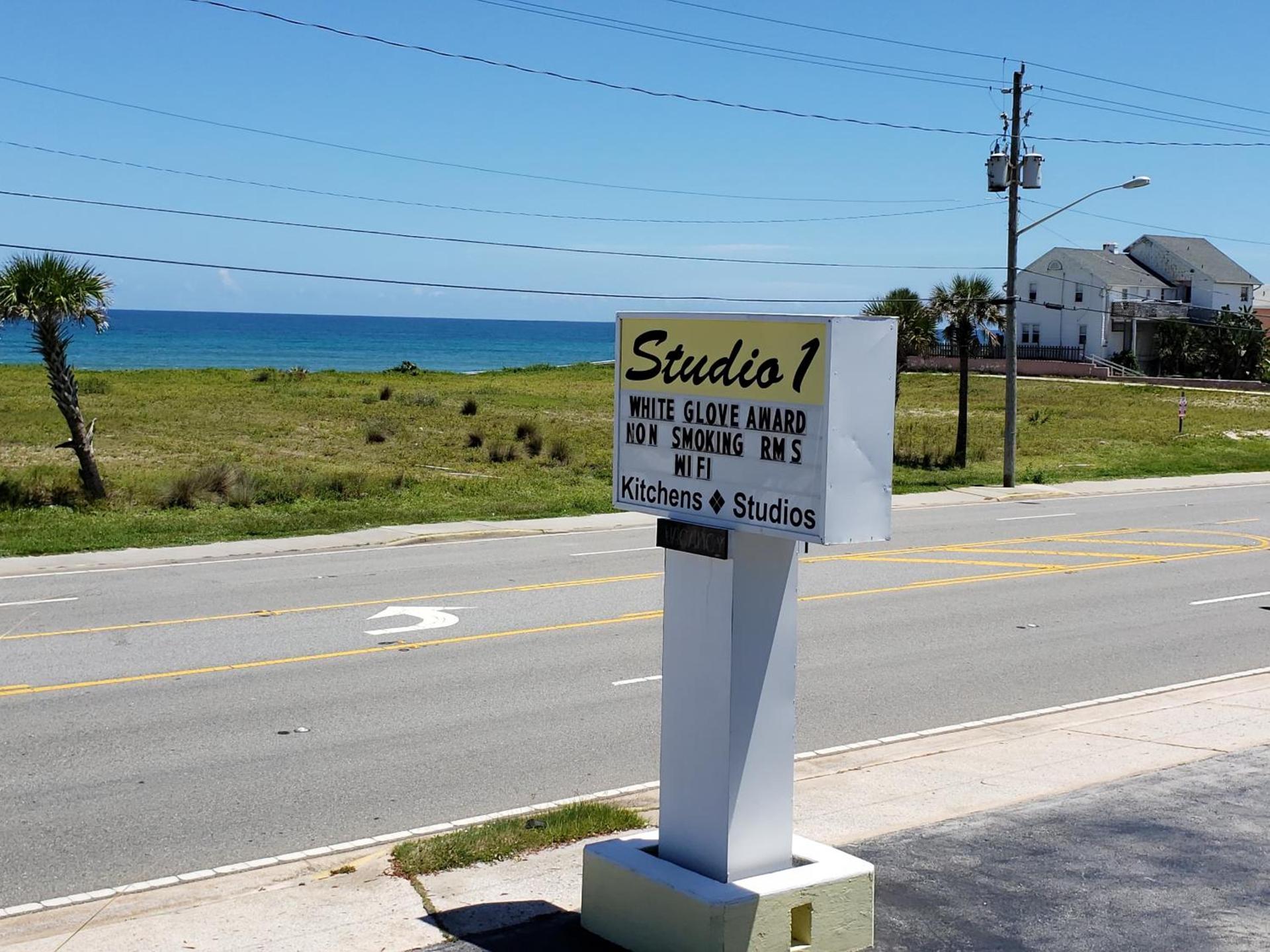 Studio 1 Motel - Daytona Beach photo 3