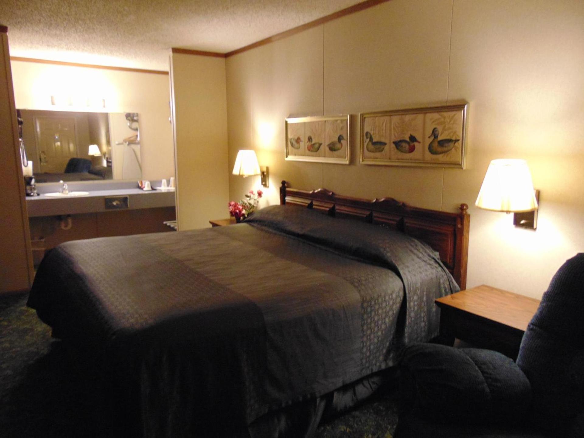 Heritage House Inn photo 3