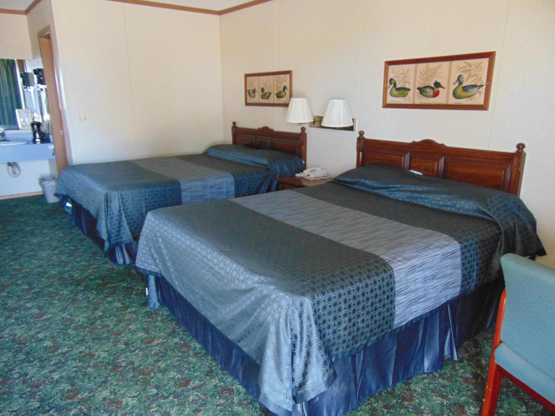 Heritage House Inn photo 7