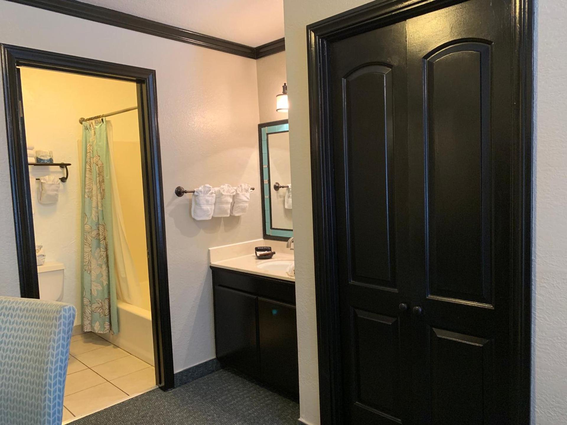 The North Shore Inn photo 25