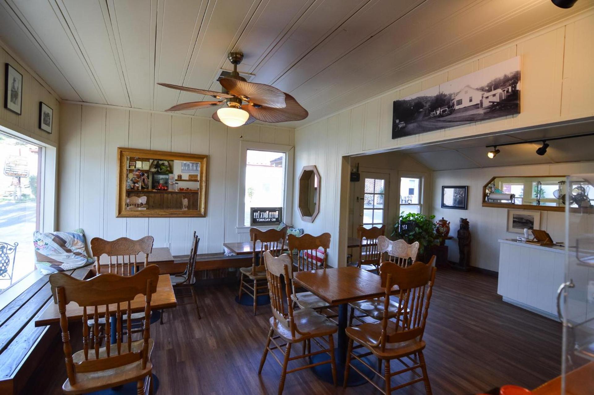 River Rock Inn photo 22