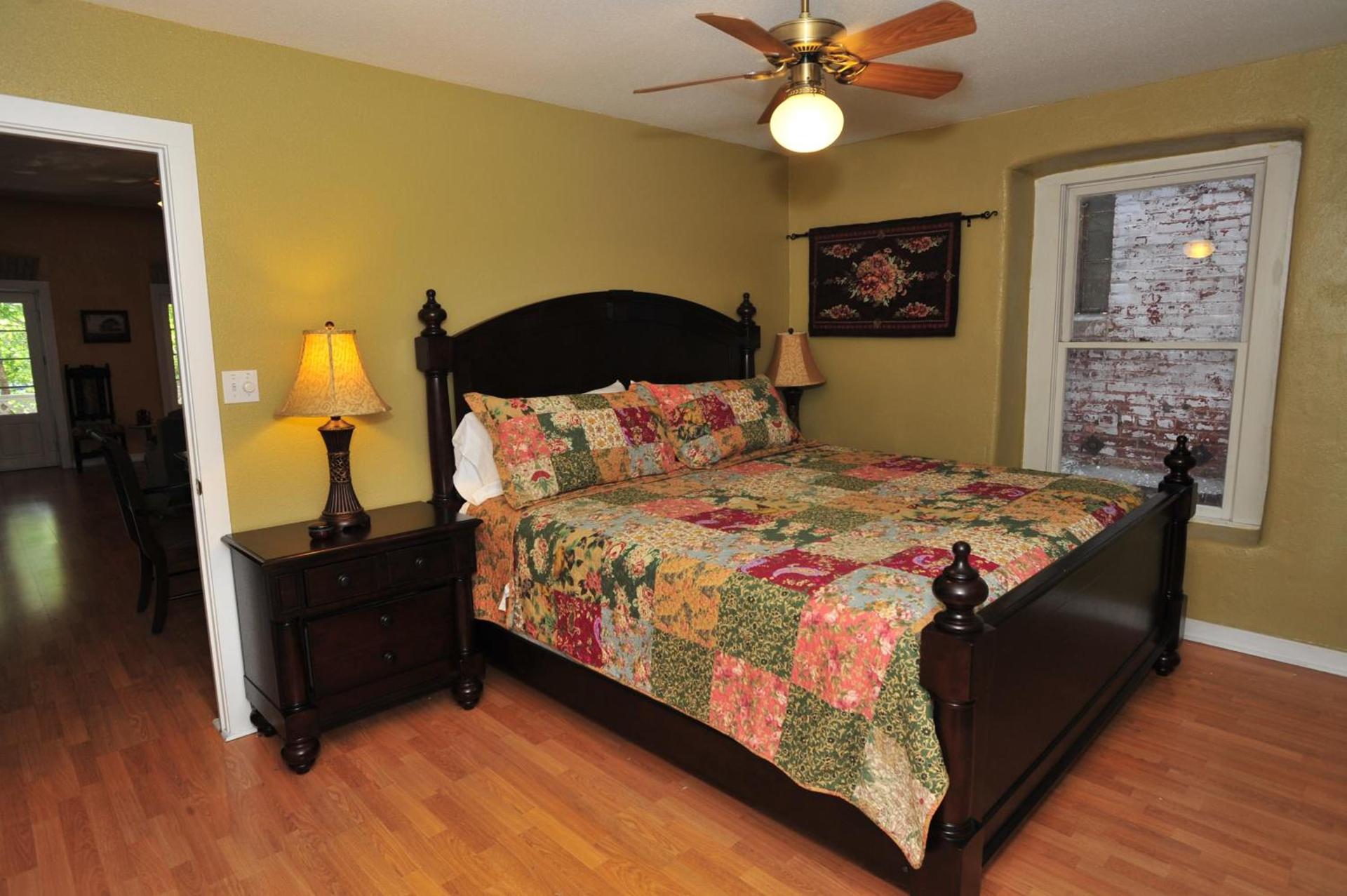 Schmitz Bed & Breakfast photo 42