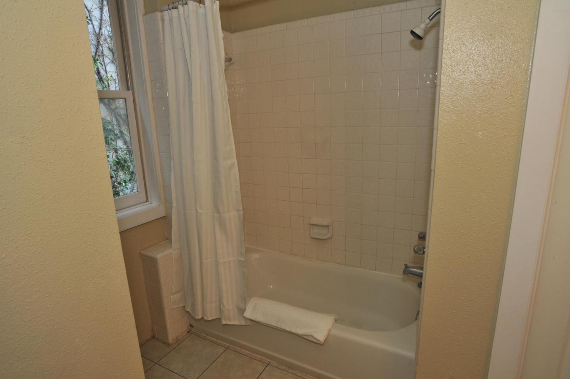 Schmitz Bed & Breakfast photo 53