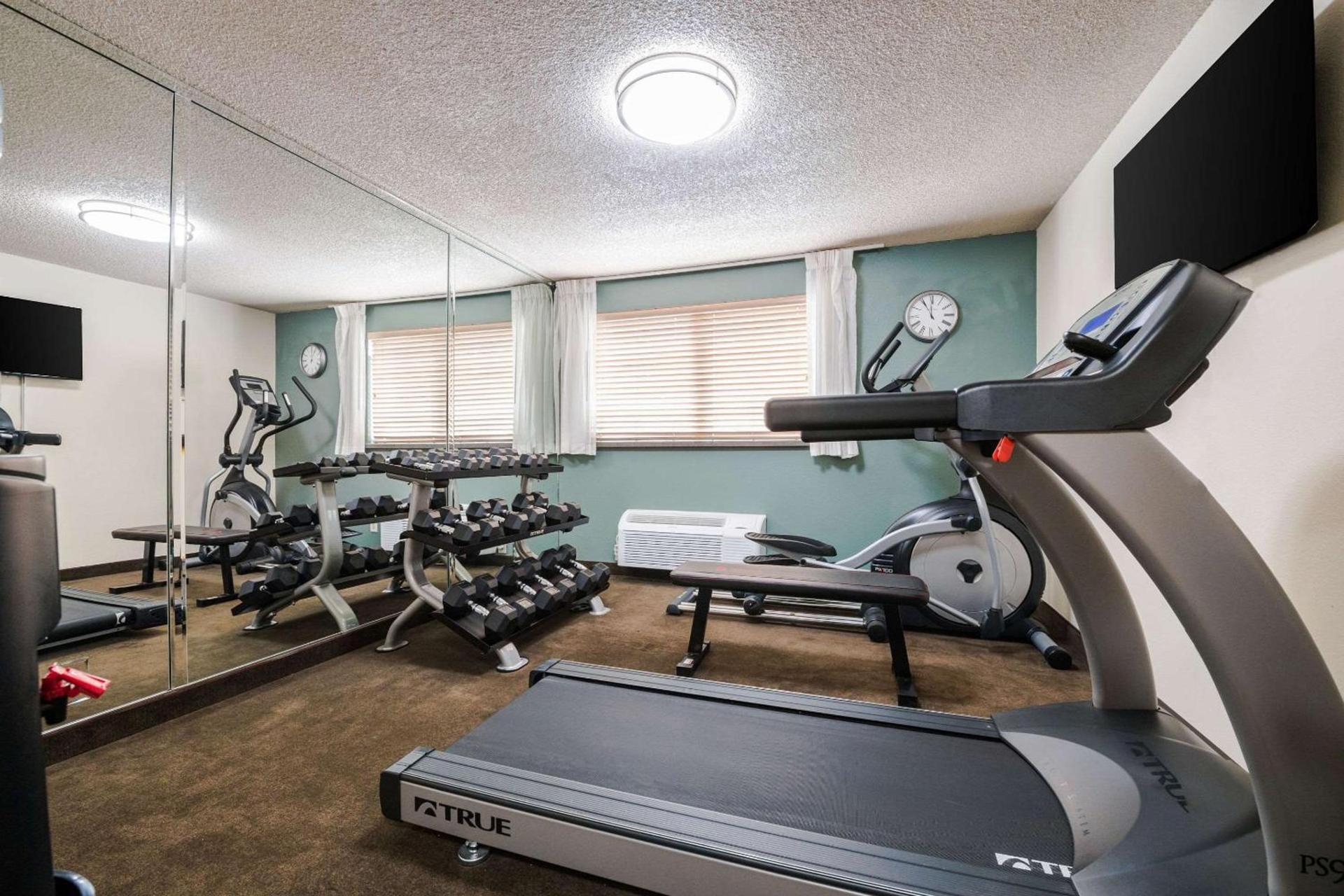 Quality Inn & Suites Silverdale Bangor-Keyport photo 25