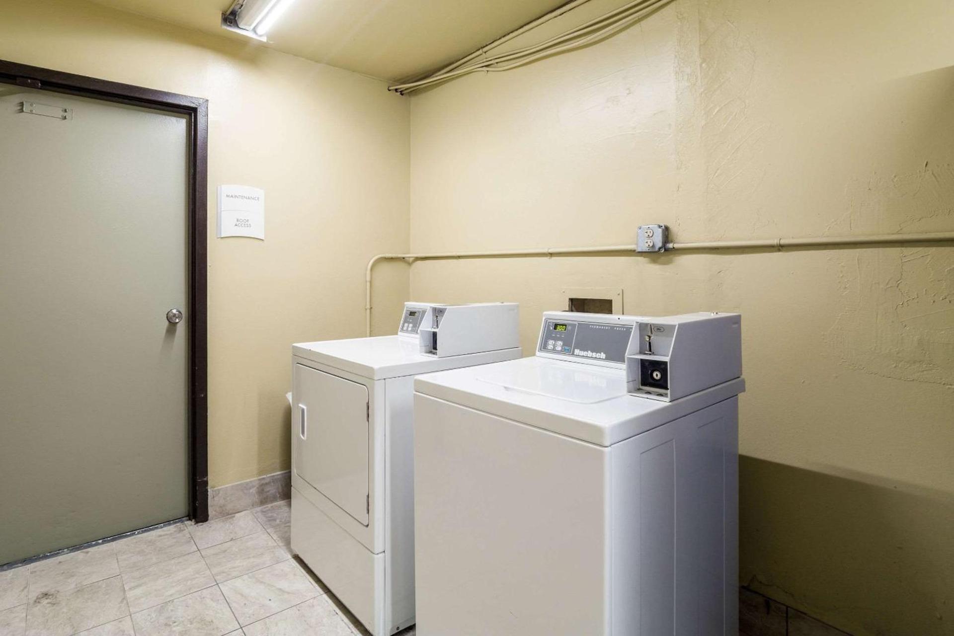 Quality Inn Coliseum photo 46