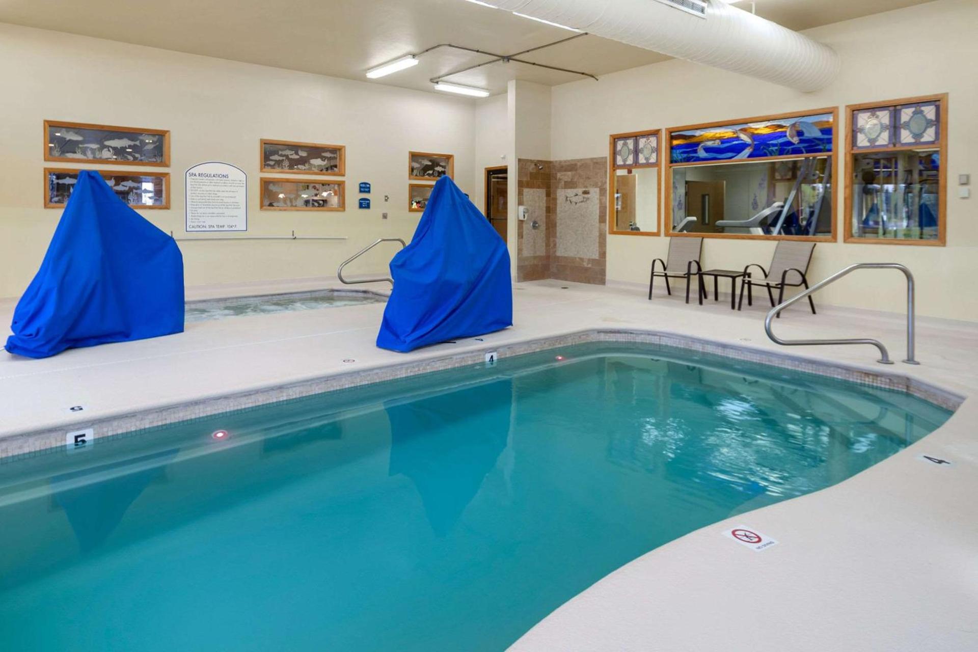 Quality Inn Kenai photo 11