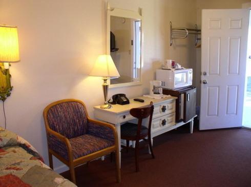Hacienda Motel photo 3