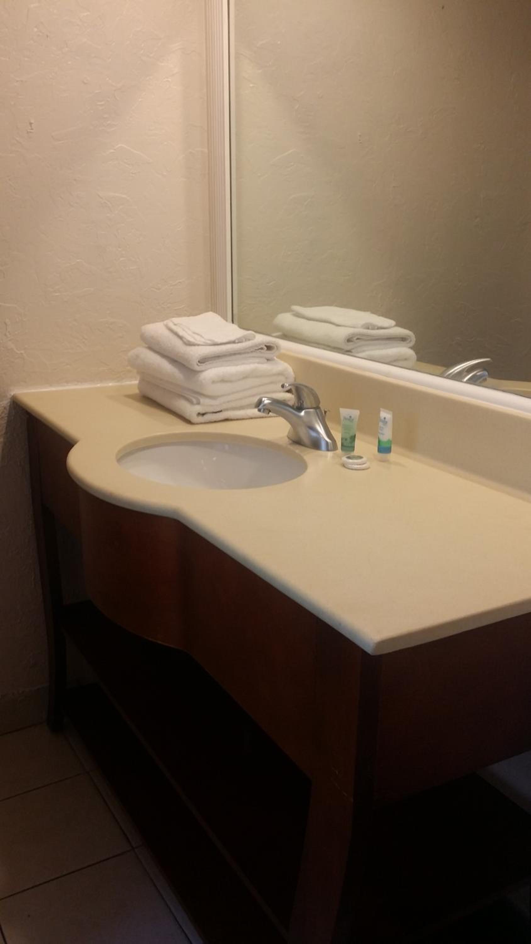 Palm Breeze Hotel photo 27