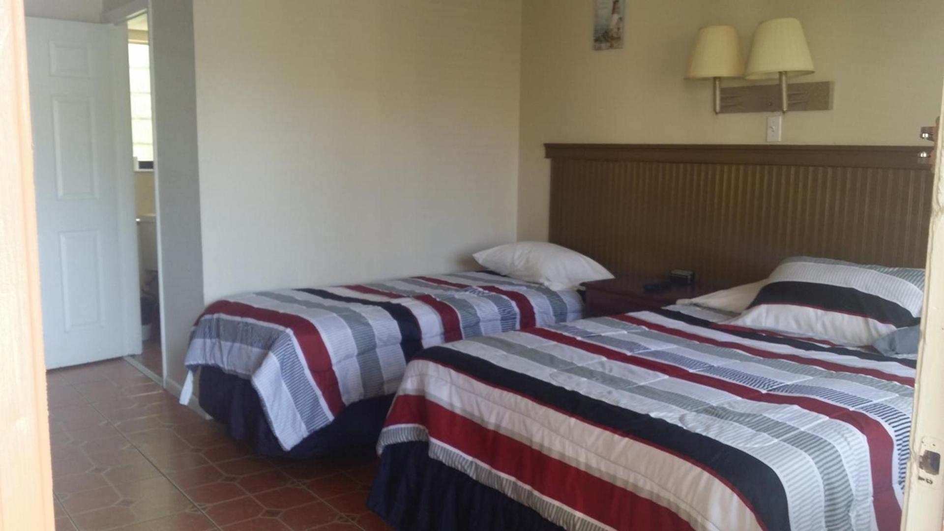 Palm Breeze Hotel photo 25