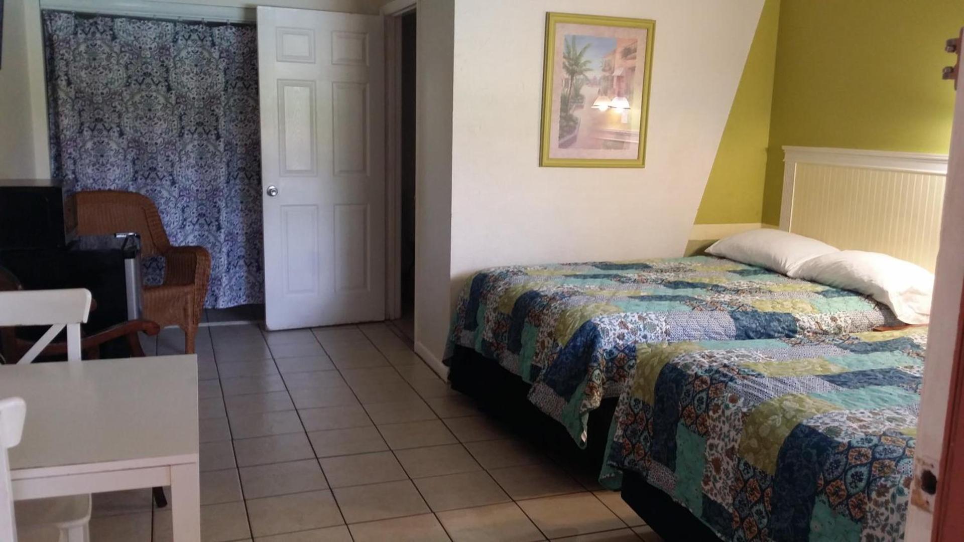Palm Breeze Hotel photo 7