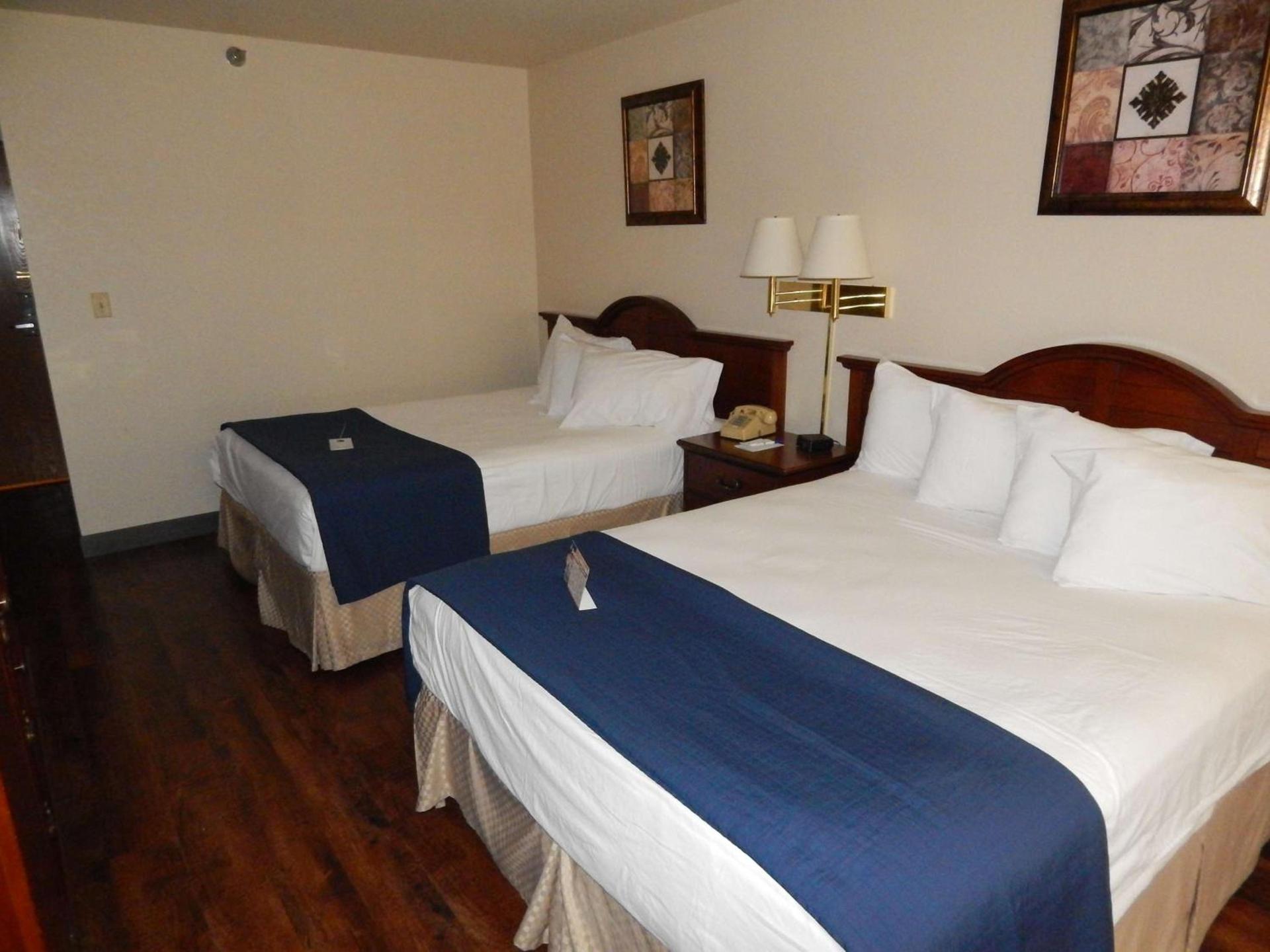 Baymont by Wyndham Sault Ste Marie MI photo 4
