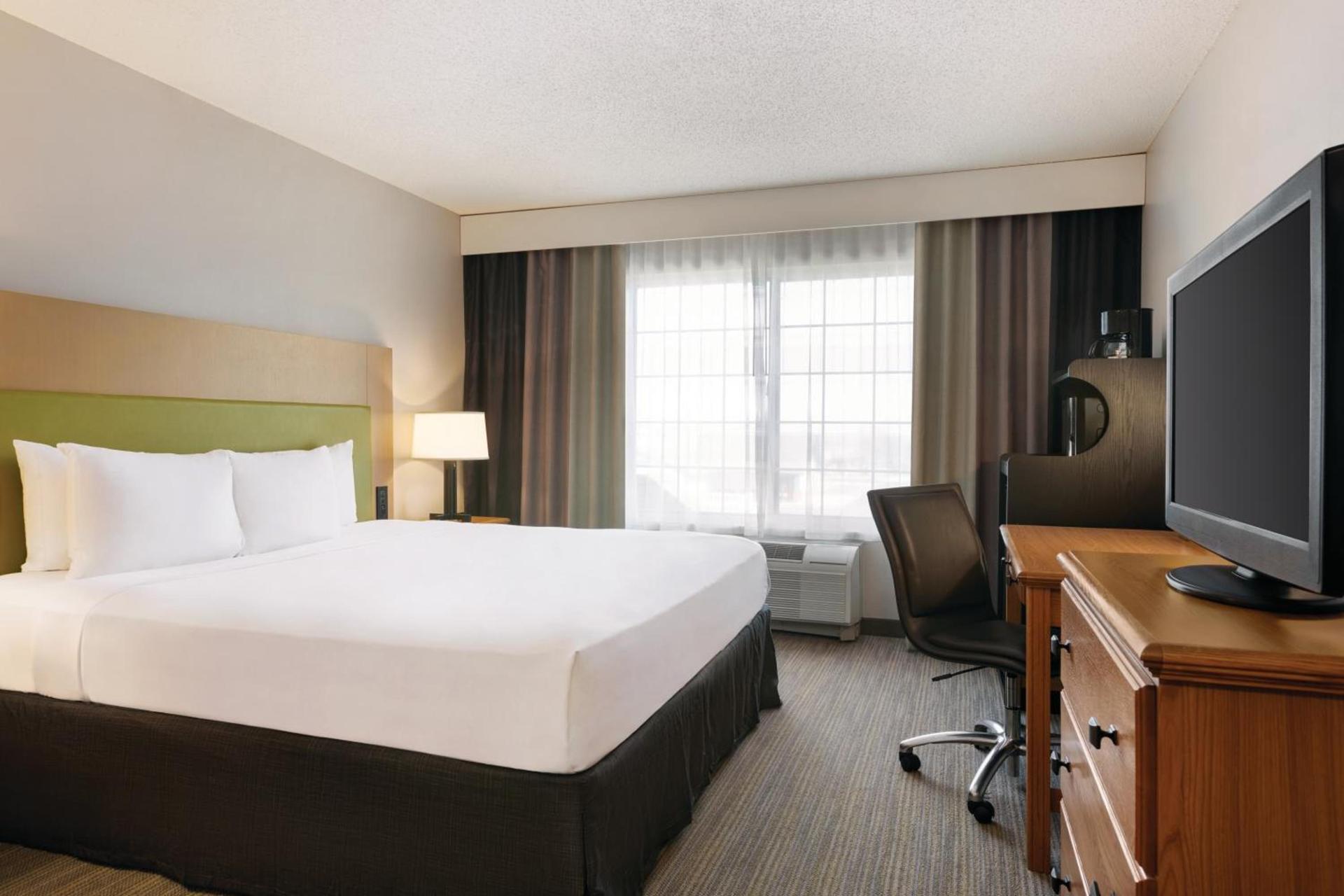 Country Inn & Suites by Radisson, Springfield, OH photo 19