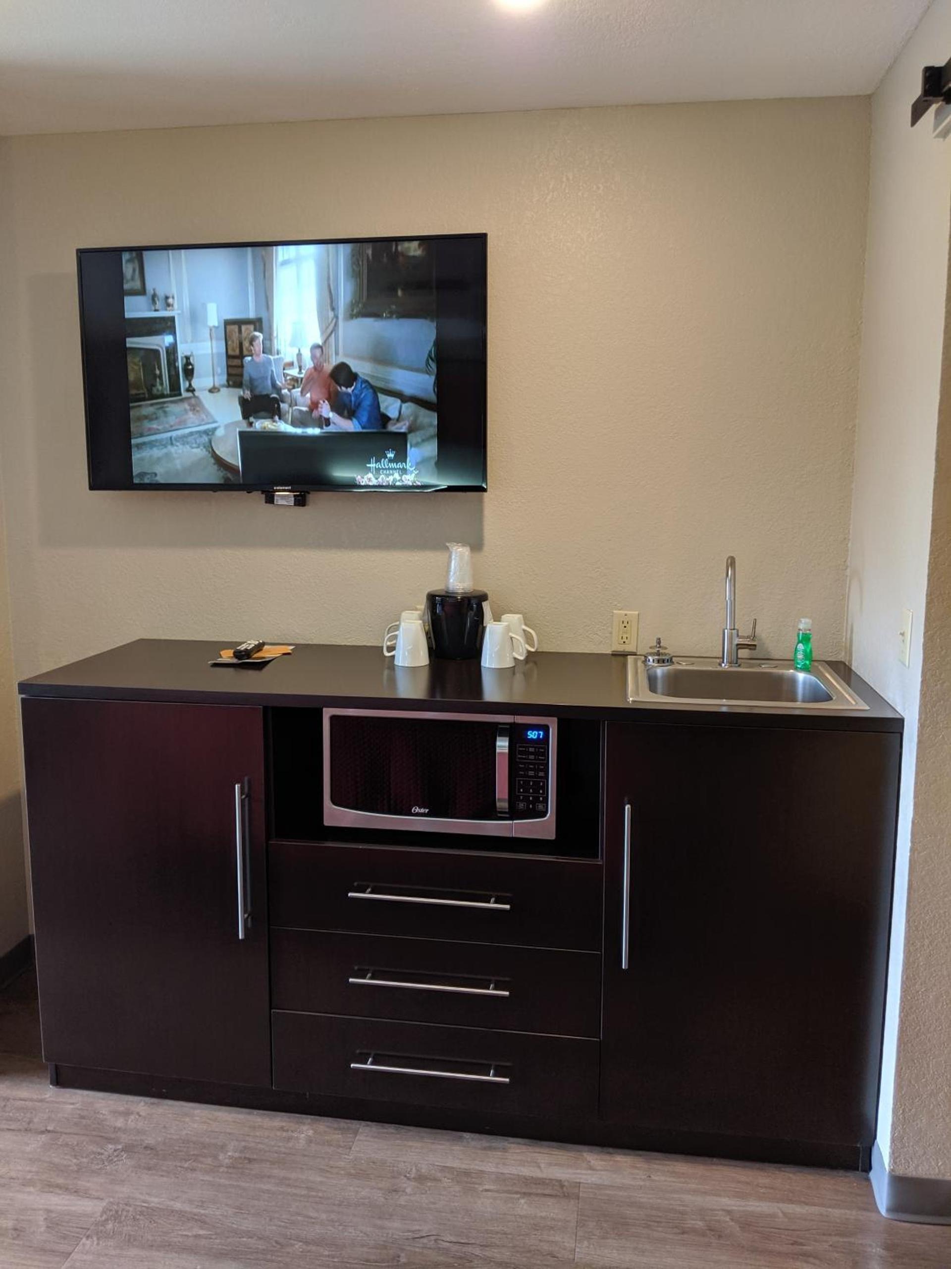 Riverside Tower photo 25