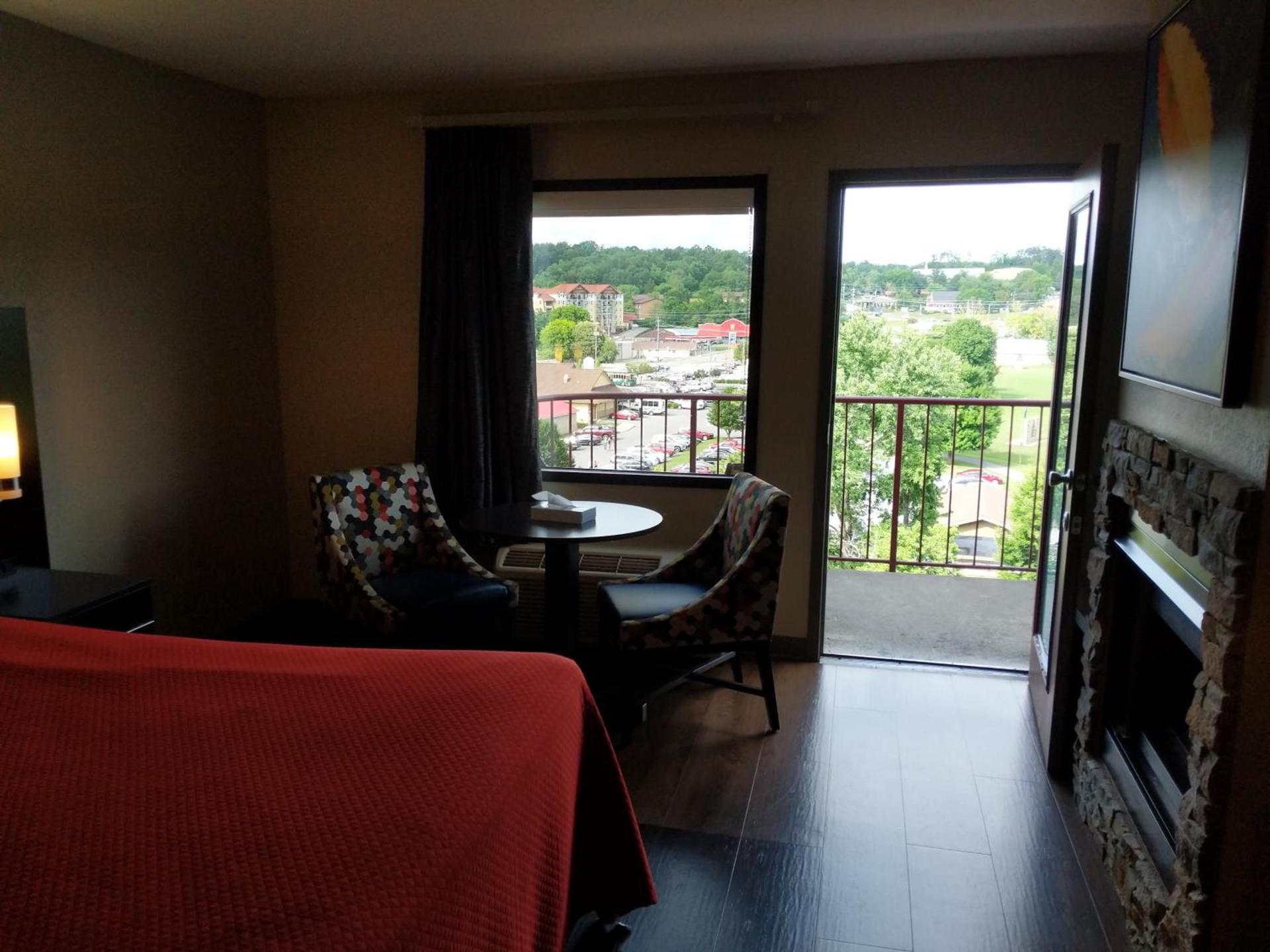 Riverside Tower photo 23