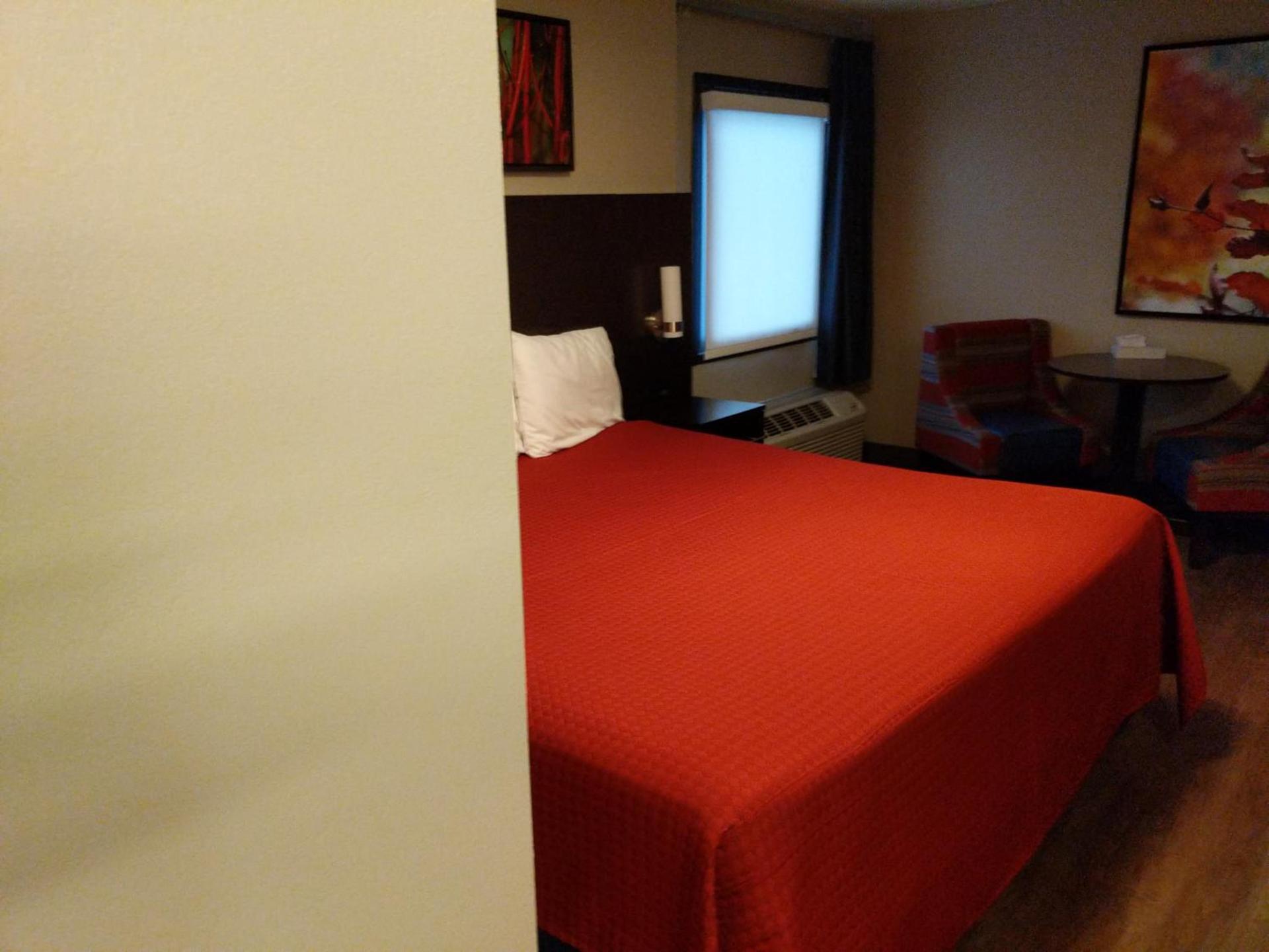 Riverside Tower photo 18