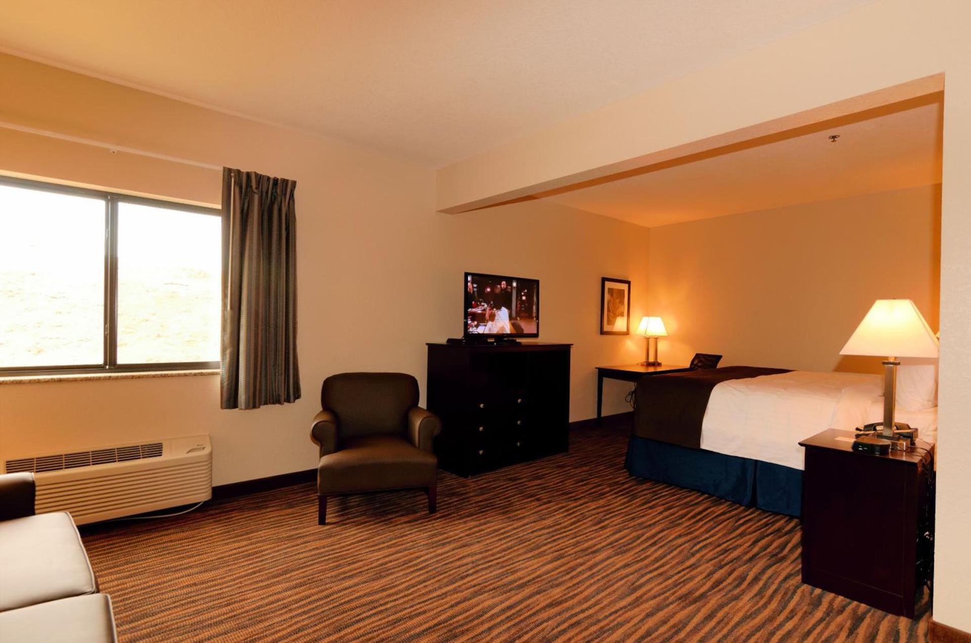 Cobblestone Inn & Suites - Denison | Oak Ridge photo 9