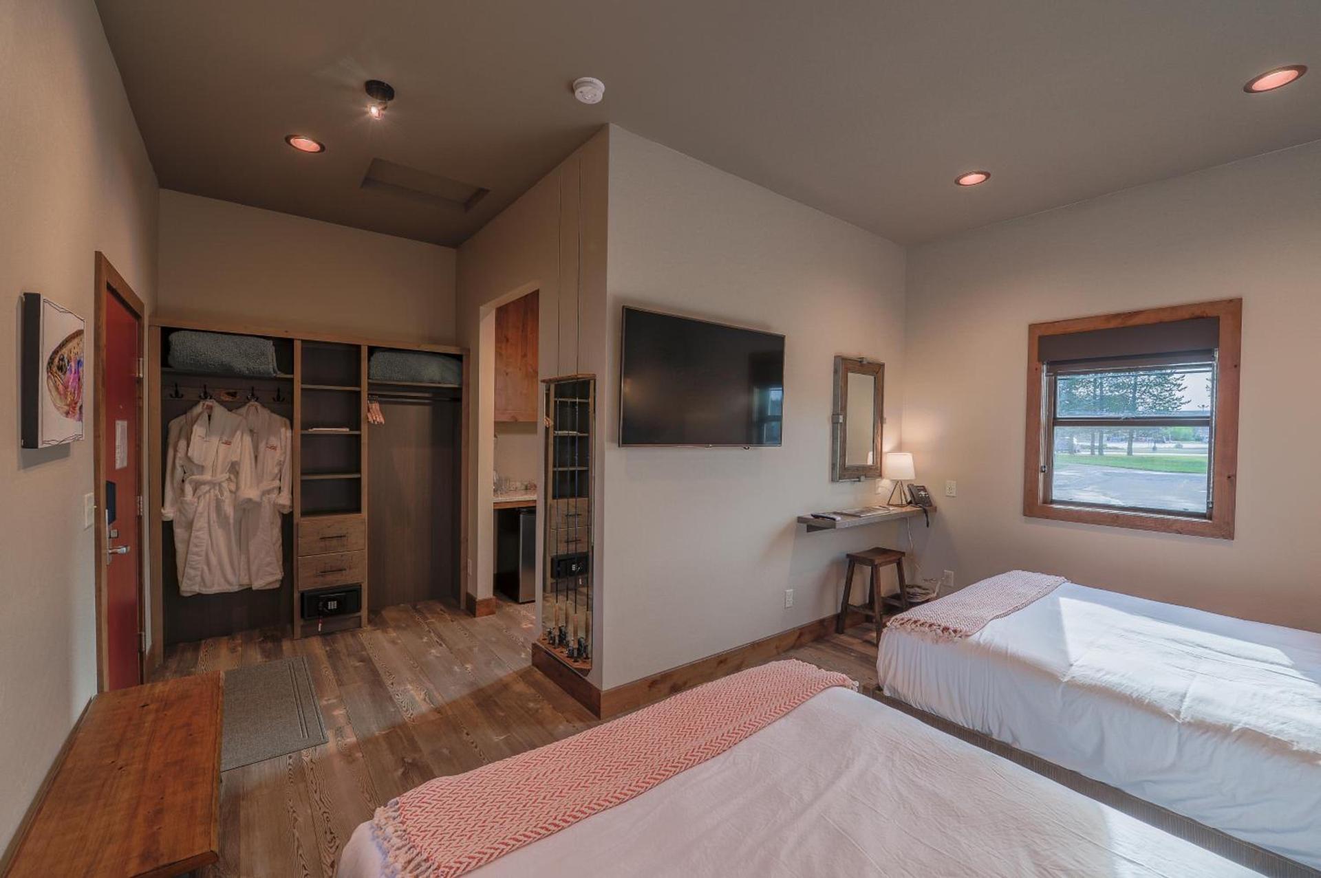 Golden Stone Inn photo 18