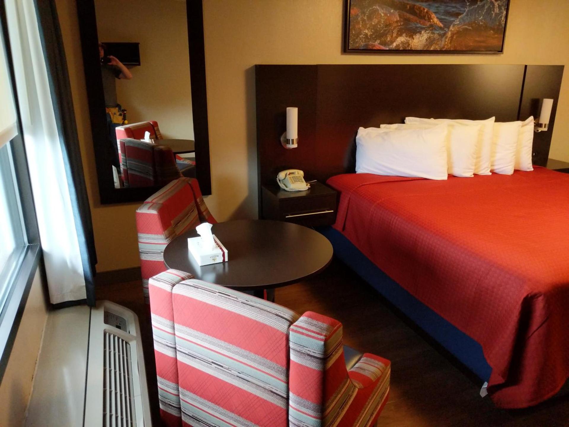 Riverside Tower photo 8